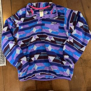 Purple women’s Patagonia pullover
